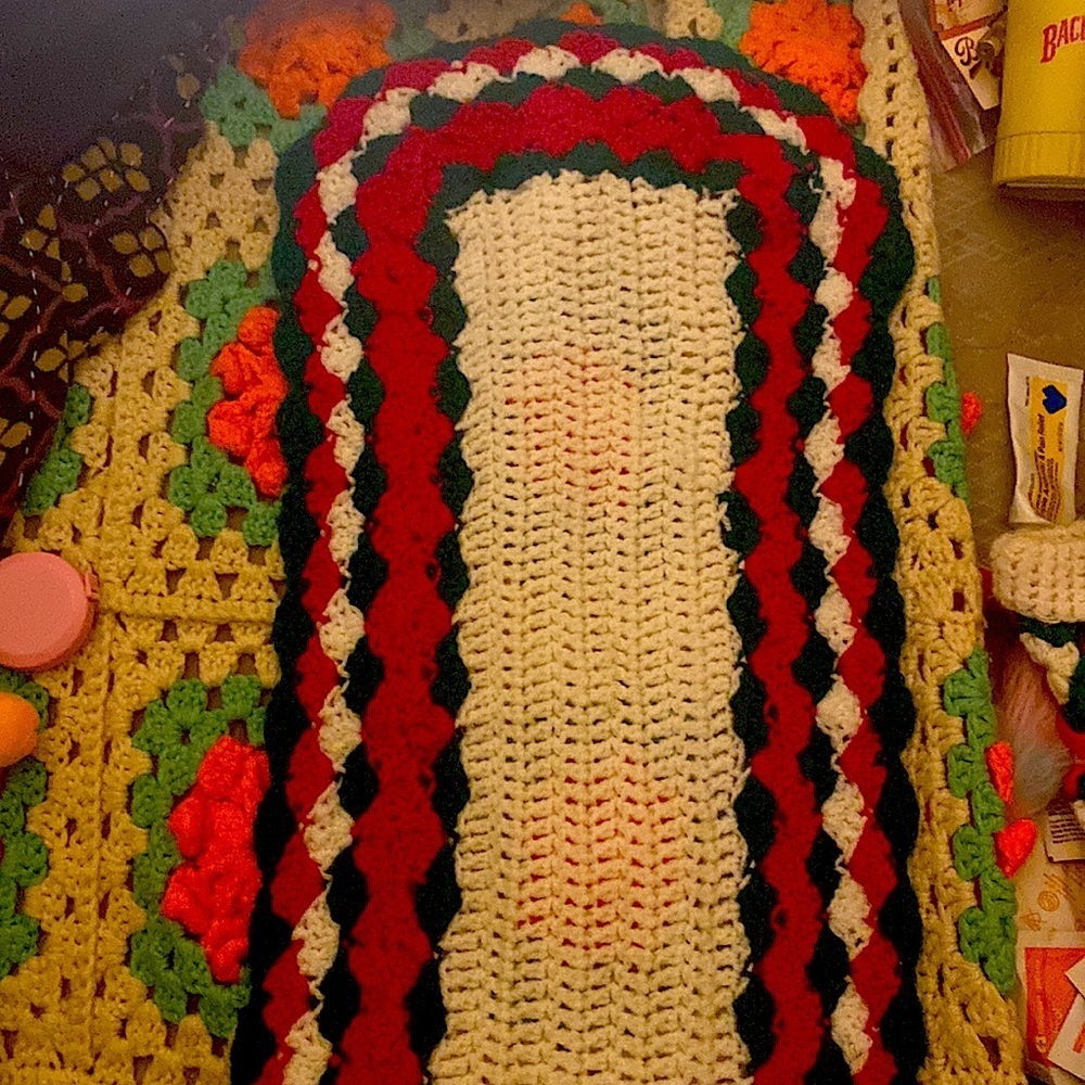 Two for one! Beautifully knit bundle! A lovely Christmas Stocking and a Runner! - Picture 5 of 9